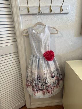 Pippa & Julie Paris dress